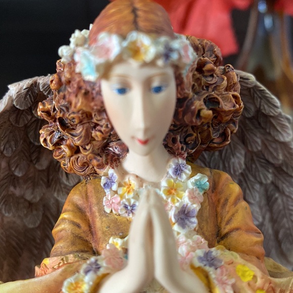 Magical Christmas Collection Sherwood’s - Picture 8 of 9